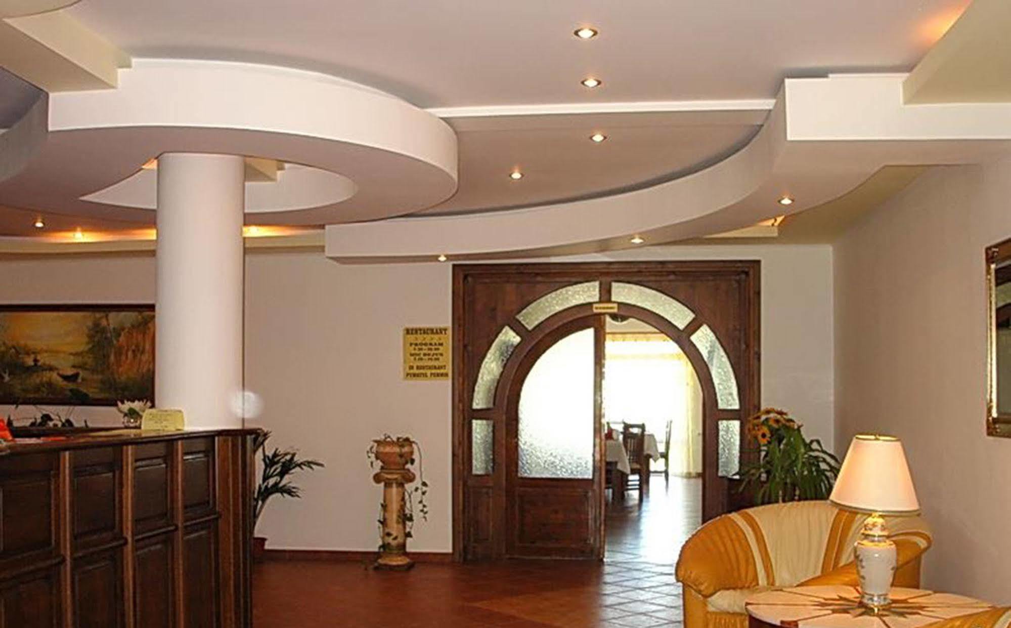 Hotel Wels Băltenii de Sus Екстериор снимка
